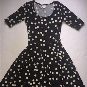 Black polka dot Nicole